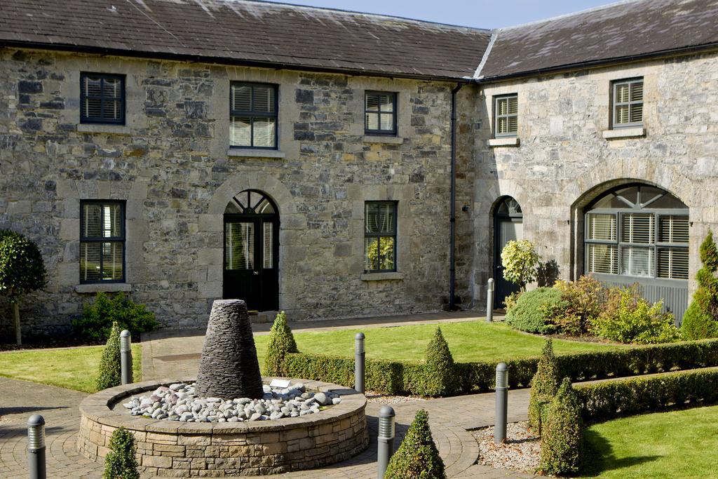 Moyvalley Hotel & Golf Resort Bagian luar foto